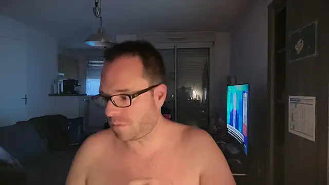 Funnyjul31 online show from 02-25-26, 05:44