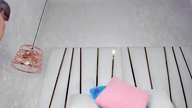 Snapshot of violet_gray_ chatting on 03-06-25, 11:25 violet gray online show from 03-06-25, 11:25