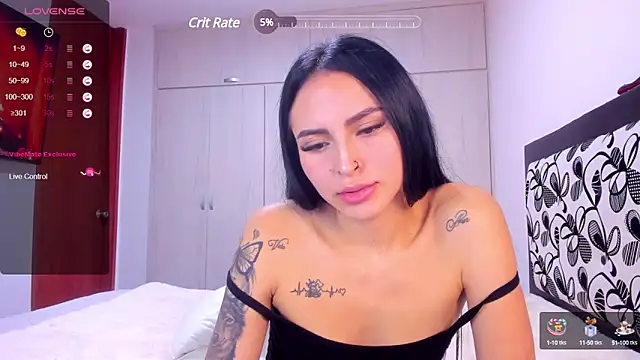 Snapshot of Little__Linda chatting on 02-18-25, 03:31 Little Linda online show from 02-18-25, 03:31