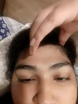 naina78910 online show from 10-08-25, 12:47