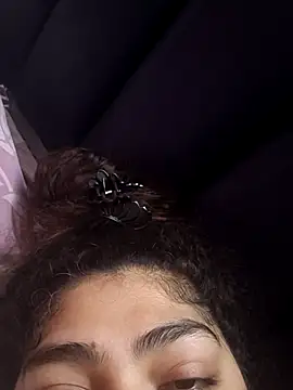 naina78910 online show from 04-25-26, 02:47