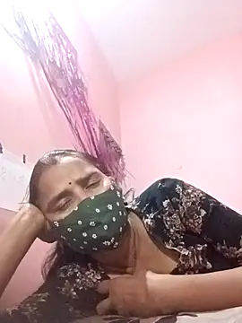 Snapshot of runi31 chatting on 02-12-25, 06:40 runi31 online show from 02-12-25, 06:40