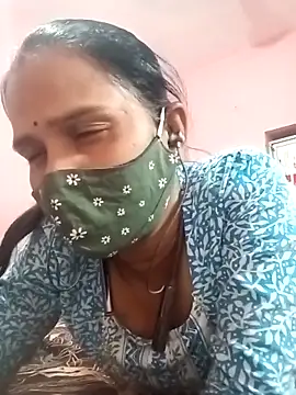 Snapshot of runi31 chatting on 03-16-25, 05:39 runi31 online show from 03-16-25, 05:39