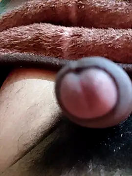 guavam65 online show from 03-03-25, 08:21