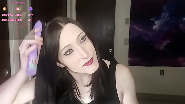 Snapshot of Ivyrose4999 chatting on 11-26-25, 04:30 Ivyrose4999 online show from 11-26-25, 04:30