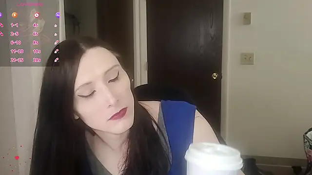 Snapshot of Ivyrose4999 chatting on 02-25-26, 07:45 Ivyrose4999 online show from 02-25-26, 07:45