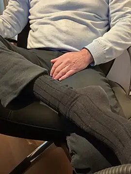 vincent1522 online show from 02-02-25, 11:19