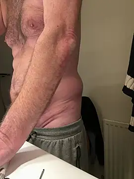 vincent1522 online show from 02-21-25, 07:23