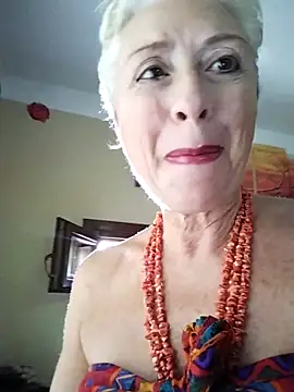 Snapshot of divinaerotica chatting on 05-29-26, 12:58 divinaerotica online show from 05-29-26, 12:58