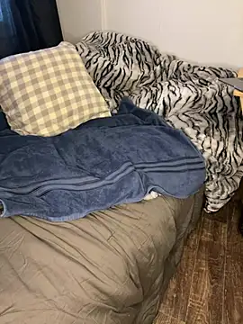 JuicyLuciee online show from 02-21-25, 05:31