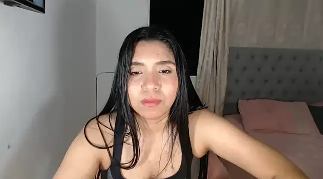Snapshot of Antoneella_vz chatting on 01-27-25, 07:56 Antoneella vz online show from 01-27-25, 07:56