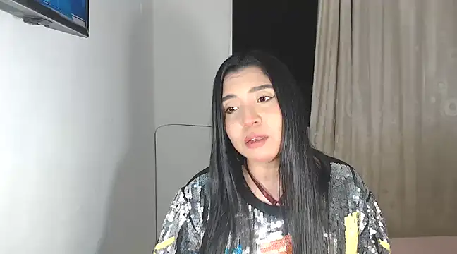 Snapshot of Antoneella_vz chatting on 02-19-25, 03:17 Antoneella vz online show from 02-19-25, 03:17