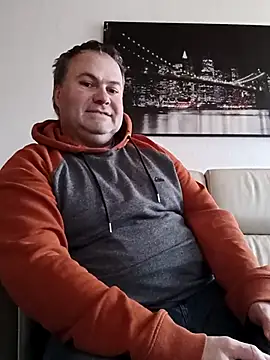 Pourleplasirs online show from 03-09-25, 03:27