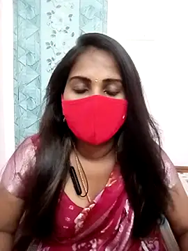 Snapshot of Tamil_roja17 chatting on 05-16-26, 11:03 Tamil roja17 online show from 05-16-26, 11:03