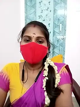 Snapshot of Tamil_roja17 chatting on 06-13-26, 06:17 Tamil roja17 online show from 06-13-26, 06:17