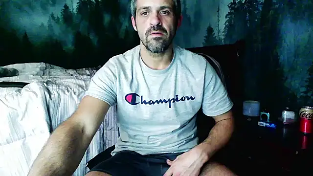 Snapshot of Troyt87 chatting on 01-06-25, 06:58 Troyt87 online show from 01-06-25, 06:58