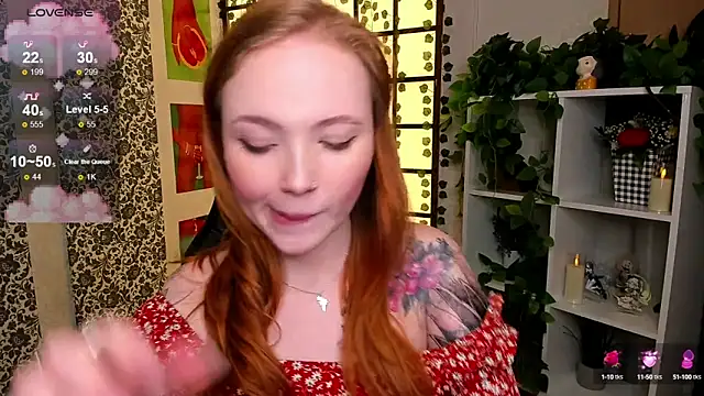 Snapshot of Maya_Light chatting on 03-07-25, 04:57 Maya Light online show from 03-07-25, 04:57