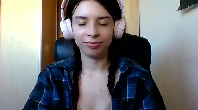 LariceSexy online show from 03-19-25, 04:13