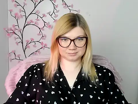 Lola moree online show from 05-11-26, 11:49
