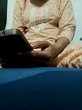 Snapshot of saaniya chatting on 03-04-25, 09:11 saaniya online show from 03-04-25, 09:11