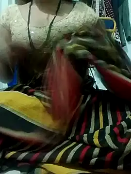 Snapshot of saaniya chatting on 03-13-25, 07:06 saaniya online show from 03-13-25, 07:06