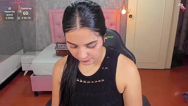 Hadley  online show from 02-13-25, 03:07