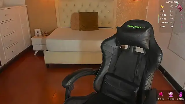 Hadley  online show from 10-24-25, 03:14