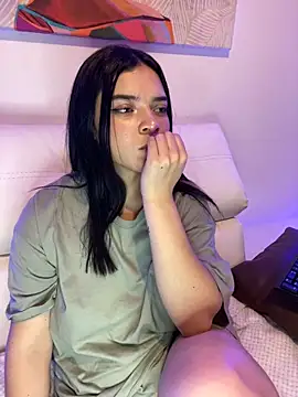 eileensophi online show from 02-28-25, 06:10