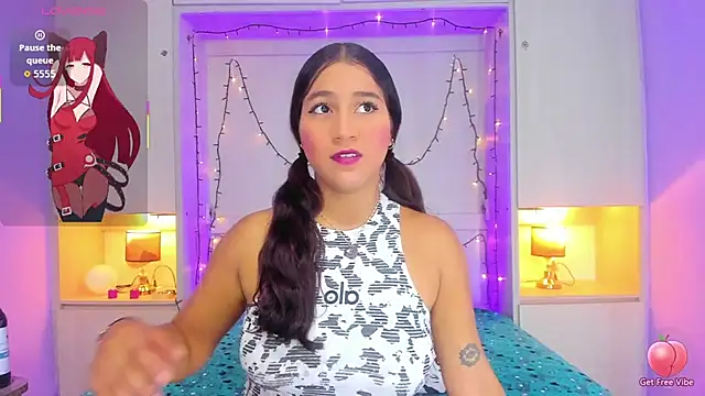 Snapshot of CandyyMaria chatting on 11-11-25, 07:36 CandyyMaria online show from 11-11-25, 07:36