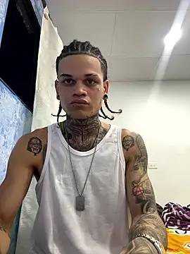 Snapshot of hot_man05 chatting on 01-11-26, 08:08 hot man05 online show from 01-11-26, 08:08