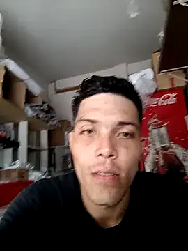 Snapshot of JapeDoBryan chatting on 02-25-25, 03:38 JapeDoBryan online show from 02-25-25, 03:38