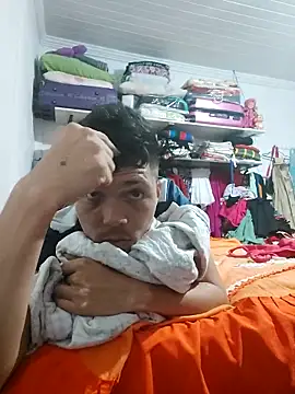 Snapshot of JapeDoBryan chatting on 10-07-25, 09:34 JapeDoBryan online show from 10-07-25, 09:34