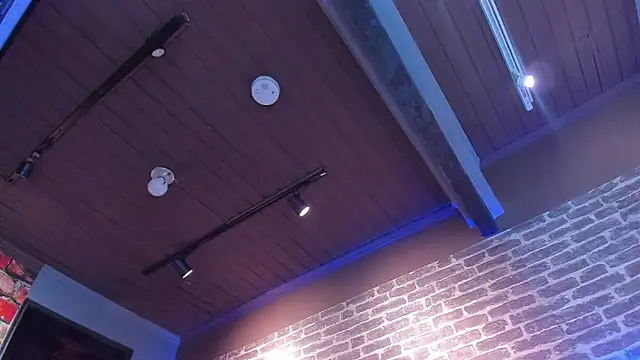 Snapshot of Thomas_May4rs chatting on 02-18-25, 07:21 Thomas May4rs online show from 02-18-25, 07:21