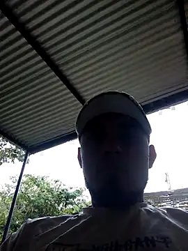 Snapshot of Jean18060 chatting on 11-29-25, 10:35 Jean18060 online show from 11-29-25, 10:35