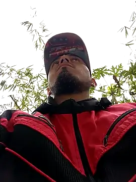 Snapshot of Jean18060 chatting on 01-13-26, 03:50 Jean18060 online show from 01-13-26, 03:50