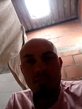 Snapshot of Jean18060 chatting on 02-01-26, 02:59 Jean18060 online show from 02-01-26, 02:59