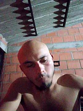 Snapshot of Jean18060 chatting on 03-10-26, 01:43 Jean18060 online show from 03-10-26, 01:43