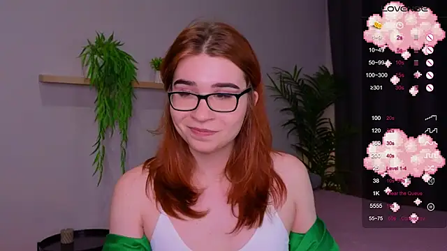 Snapshot of Anncouette_ chatting on 02-08-25, 10:18 Anncouette  online show from 02-08-25, 10:18