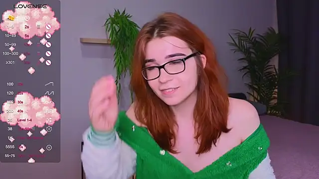 Snapshot of Anncouette_ chatting on 02-08-25, 01:22 Anncouette  online show from 02-08-25, 01:22