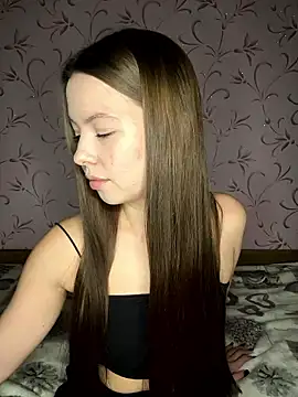 Snapshot of Arielle_Swan chatting on 01-13-26, 03:28 Arielle Swan online show from 01-13-26, 03:28