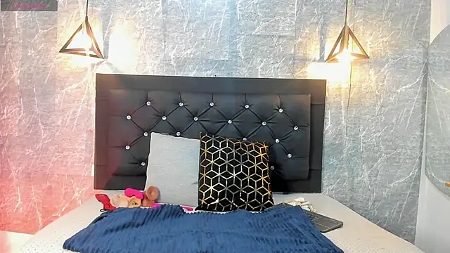 emberhodson online show from 11-12-25, 10:48