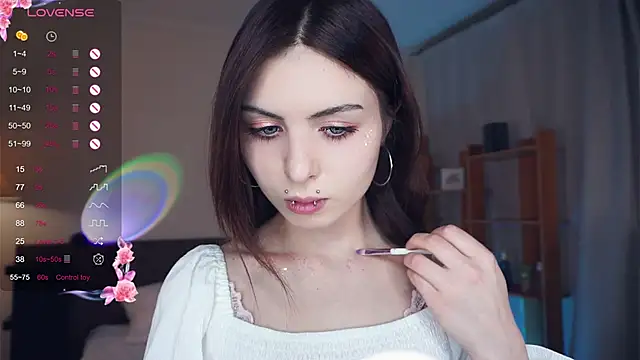 Snapshot of ErlinaBuoy chatting on 02-25-25, 05:15 ErlinaBuoy online show from 02-25-25, 05:15
