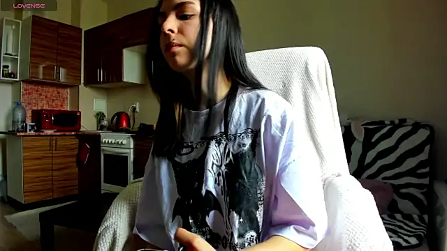 ErlinaBuoy online show from 07-24-26, 06:44