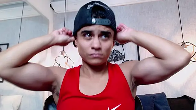 Liiamthompson online show from 03-01-25, 11:47