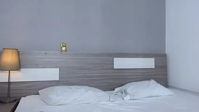 Liiamthompson online show from 09-29-25, 10:42