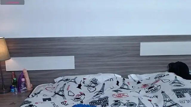 Liiamthompson online show from 01-13-26, 10:09