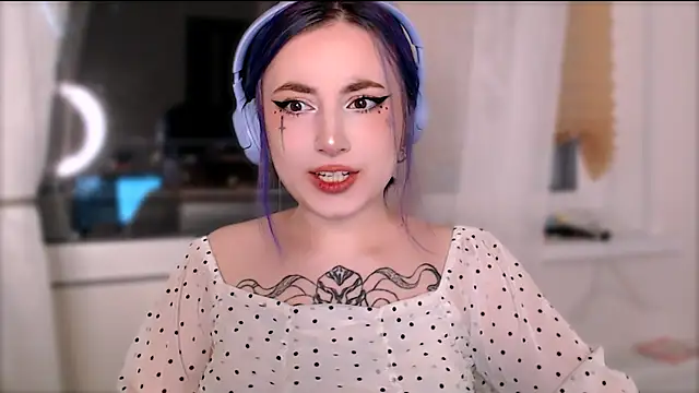 purplewitch online show from 10-15-25, 02:50