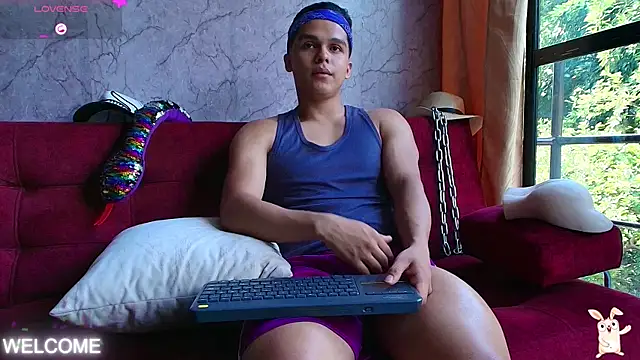 Dwayne Brown online show from 11-01-25, 02:08