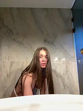 Snapshot of Anya-Ray chatting on 06-21-26, 02:52 Anya-Ray online show from 06-21-26, 02:52