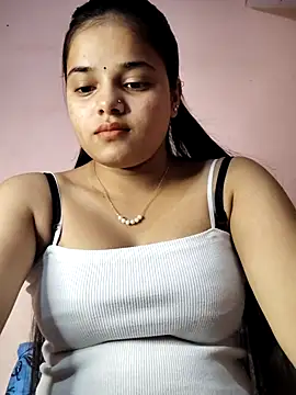 Snapshot of RAYI_123 chatting on 05-08-26, 03:17 RAYI 123 online show from 05-08-26, 03:17